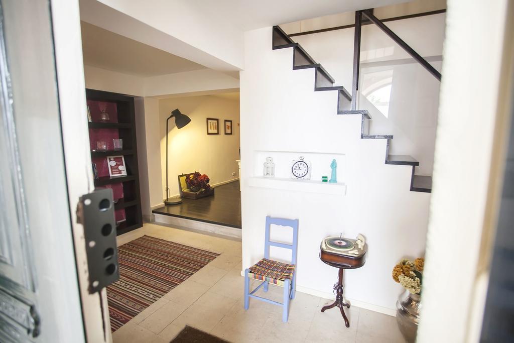Lovelystay - Castle Hill Apartment *
