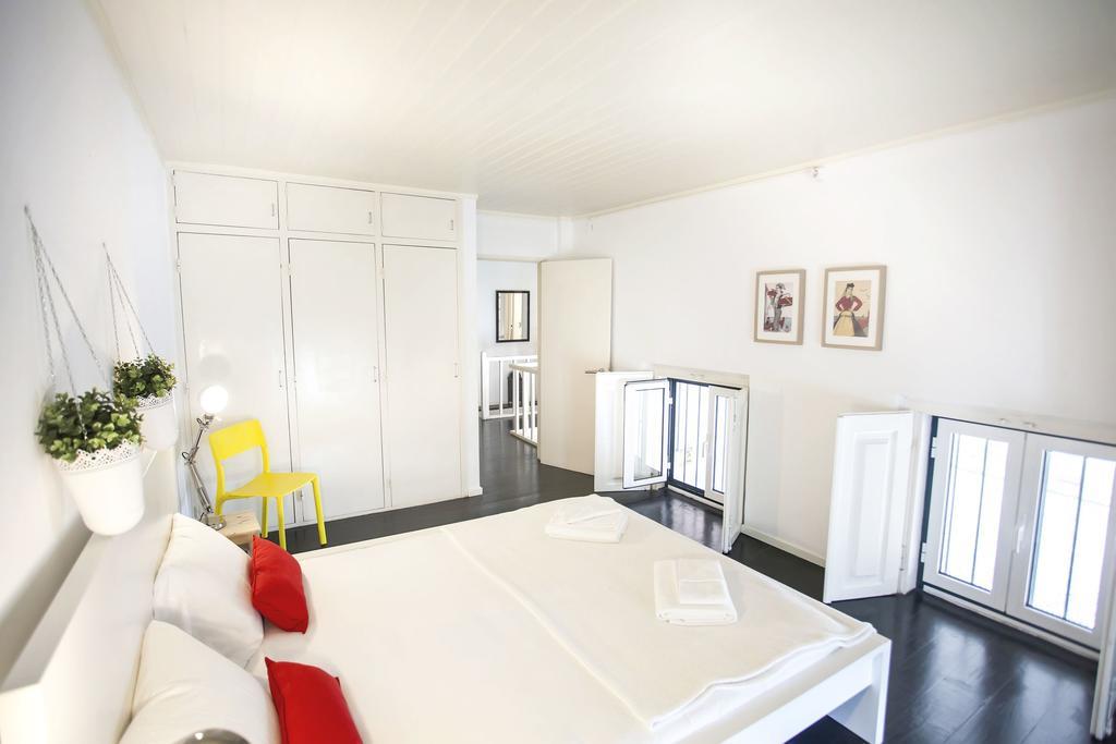Lovelystay - Castle Hill Apartment