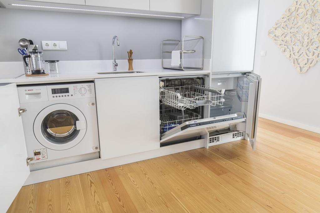 Lovelystay - 2bed Looking Good In Bairro Alto Apartment