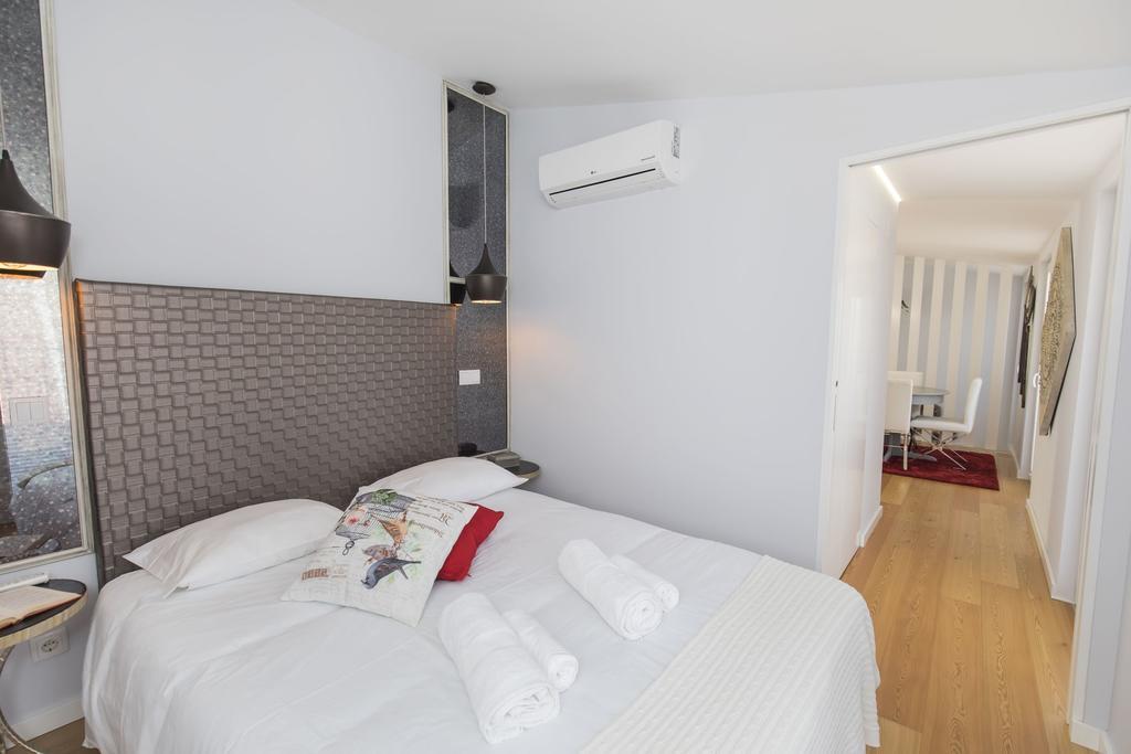 Lovelystay - 2bed Looking Good In Bairro Alto Apartment Lisbon