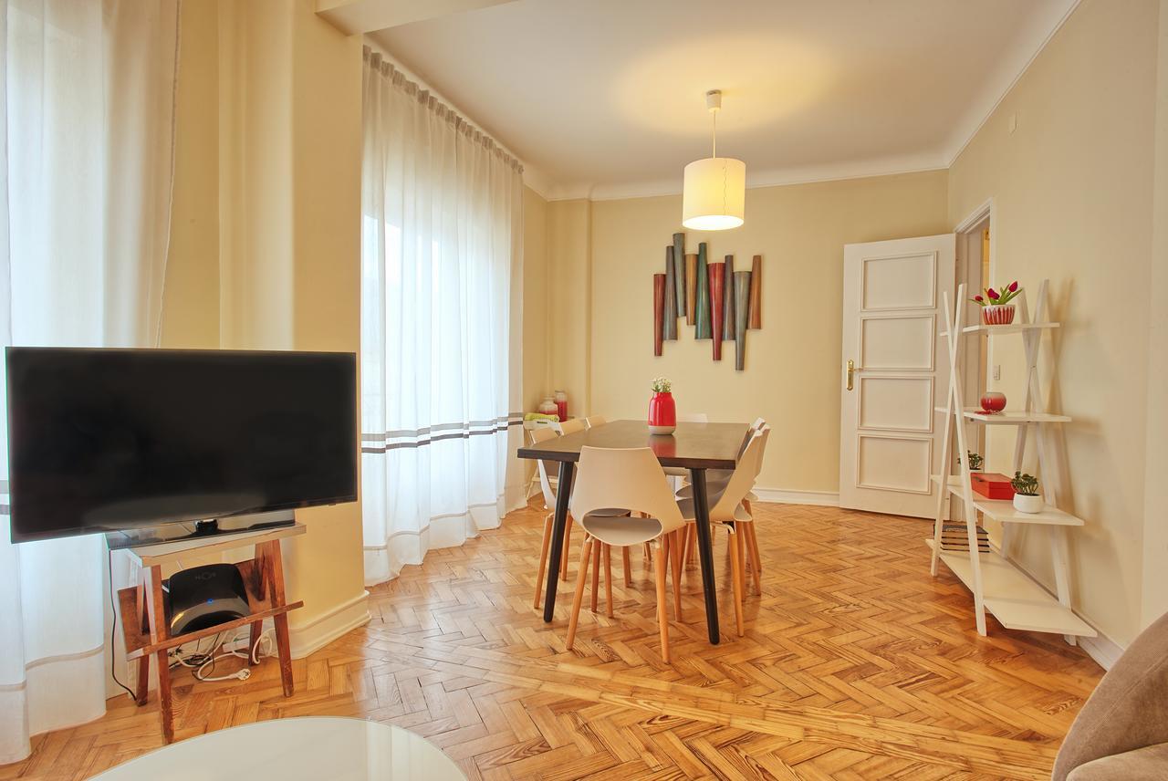 Apartment Almirante Floor / Almirante Reis Avenue Lisbon