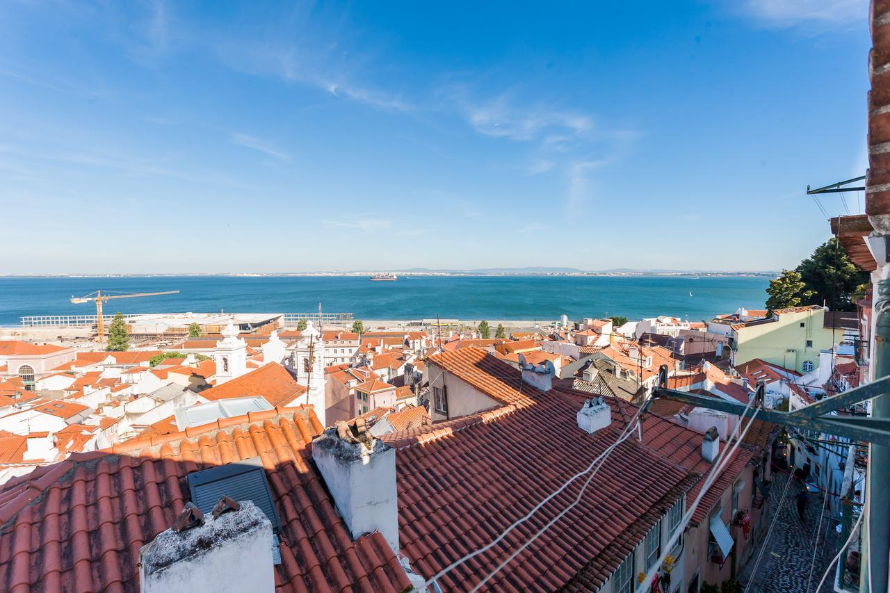 Bairrus - Alfama Iii *