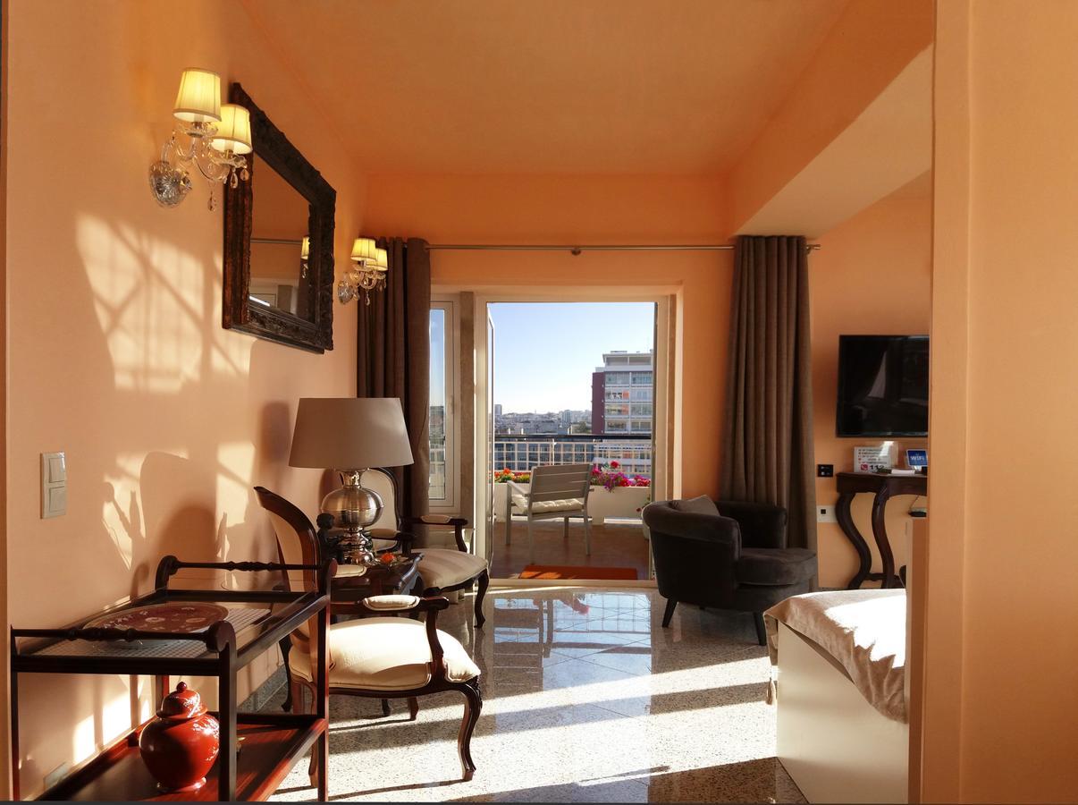 Quad Avenue Apartment Lisbon