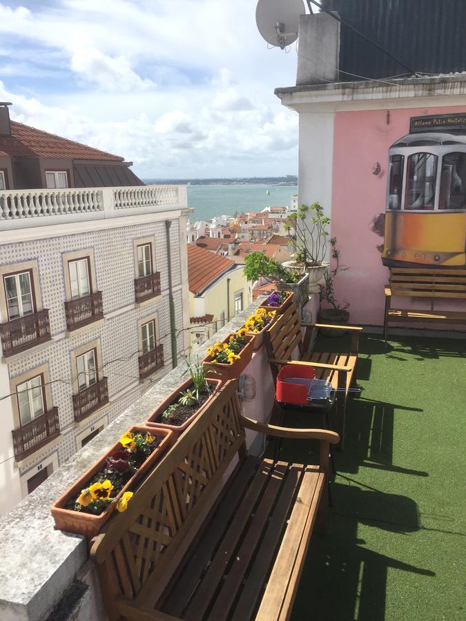 Alfama Patio * Lisbon