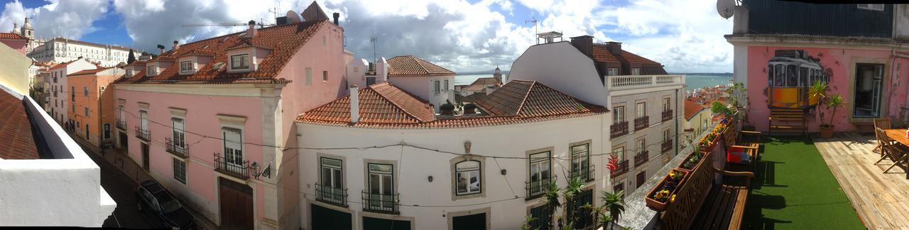 Alfama Patio * Lisbon