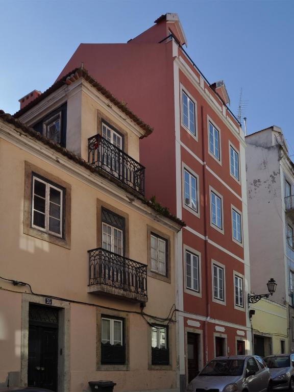 Apartment Hello Santos Lisbon