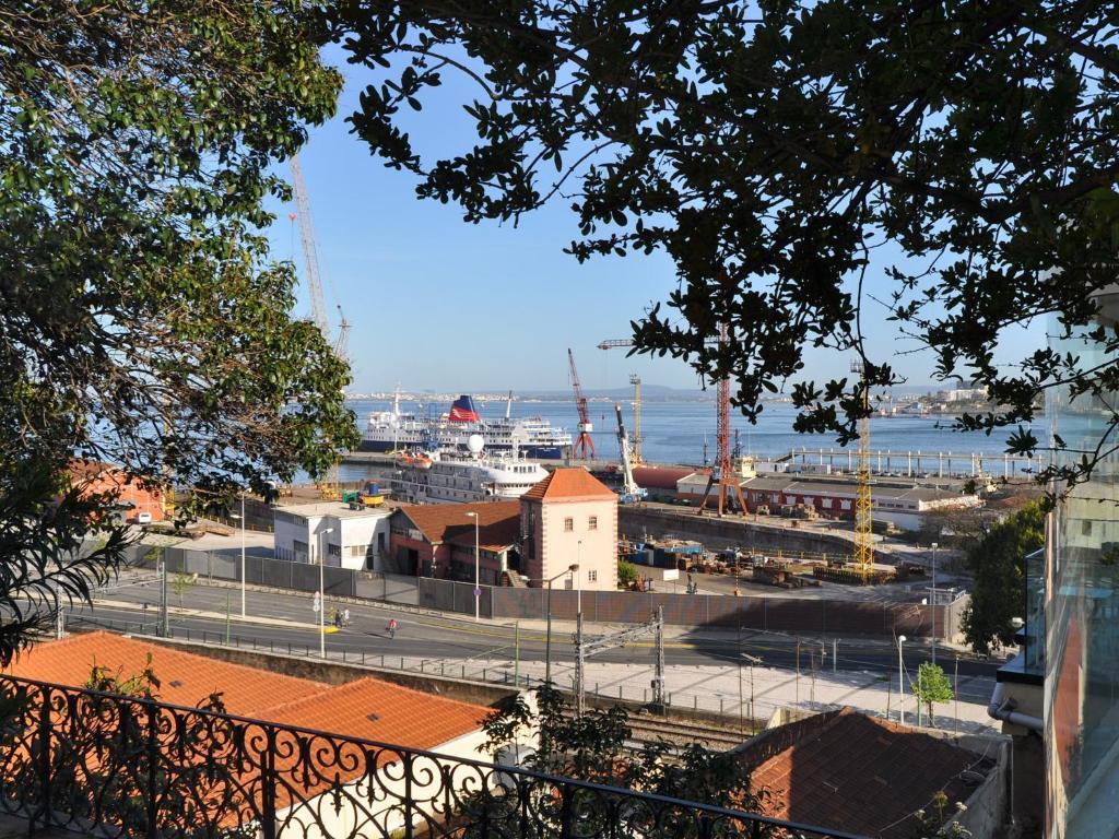Hello Santos Lisbon