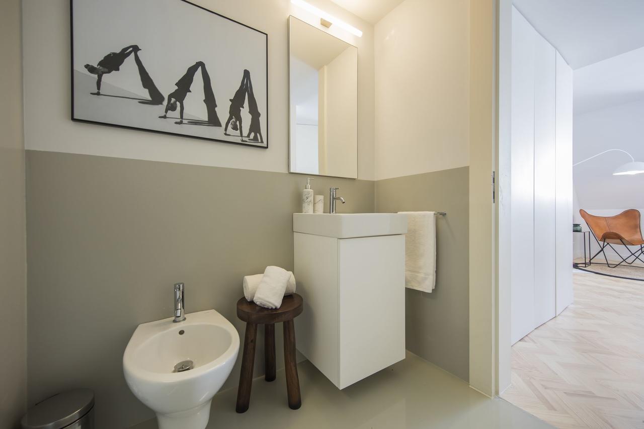 Lovelystay - Penthouse On The Tagus In Alfama Apartment