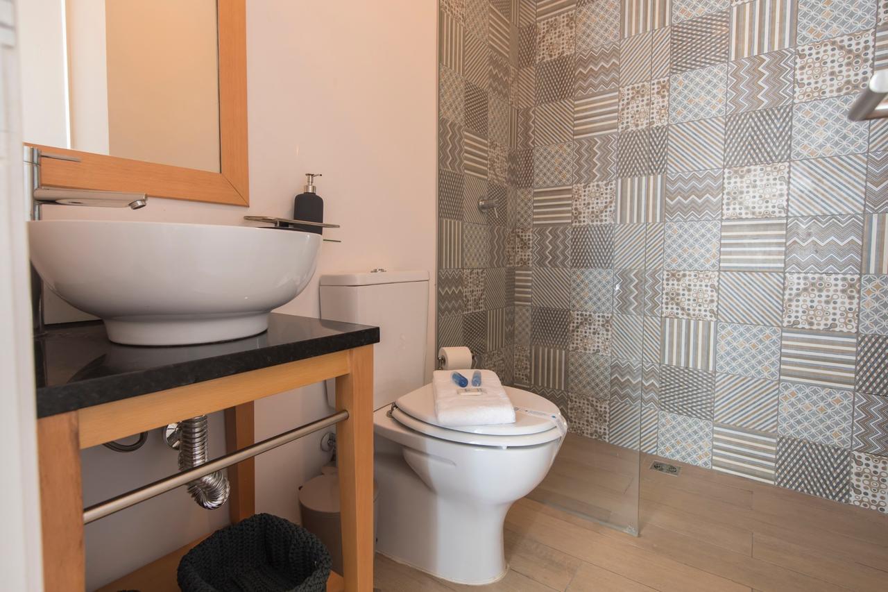 Lovelystay - Bica Patio Duplex Apartment Lisbon