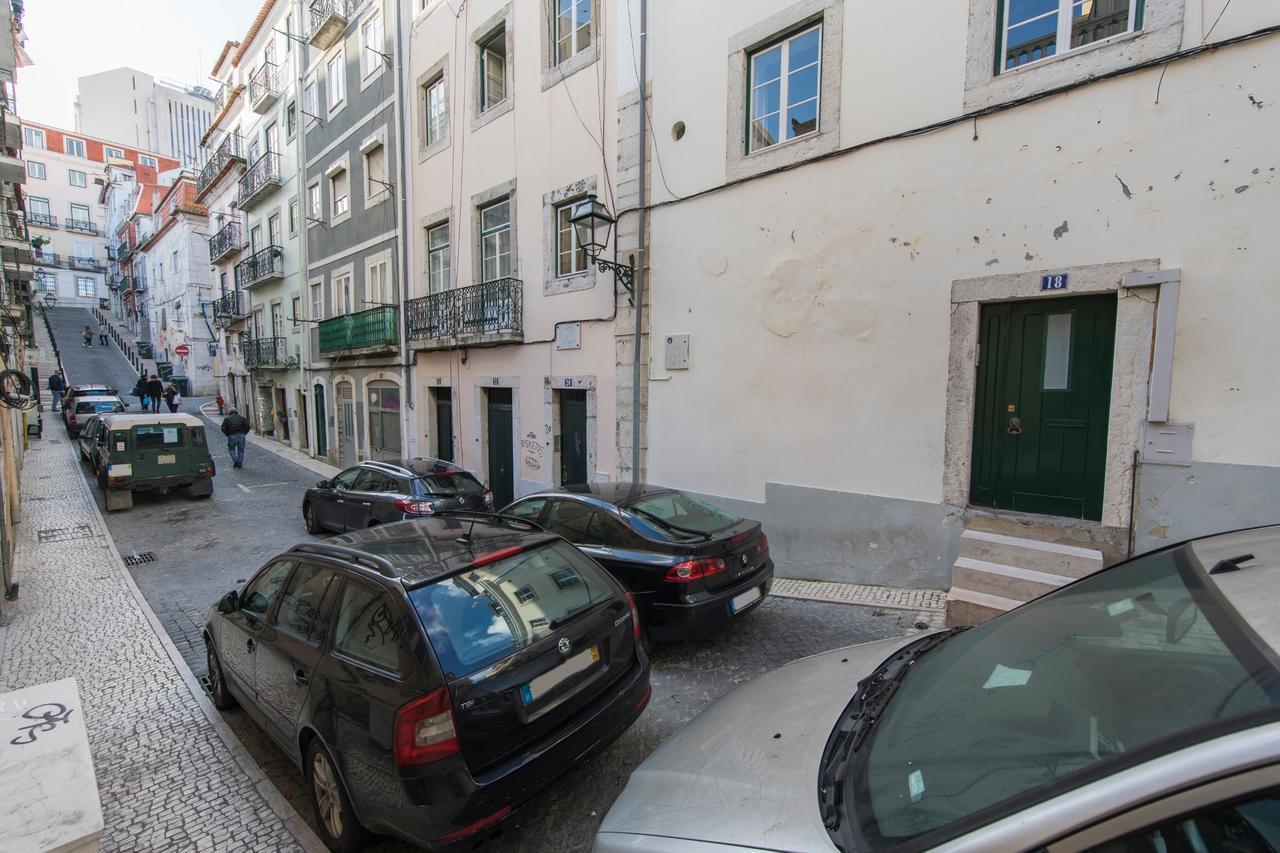 Apartment Lovelystay - Bica Patio Duplex