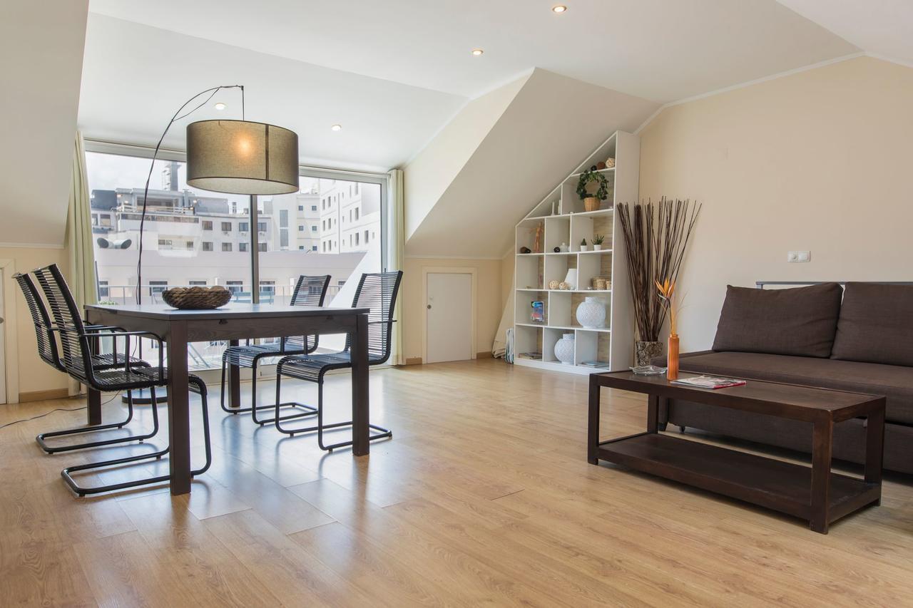 Martim Moniz Charming By Village Apartment