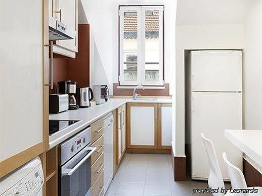 Apartment Hello Santos Lisbon