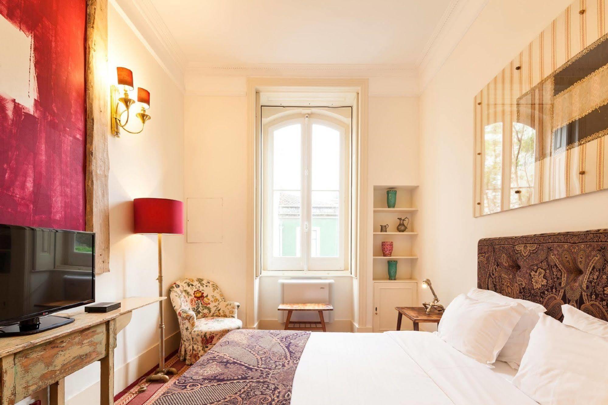 The Independente & Terrace Bed & Breakfast 3*