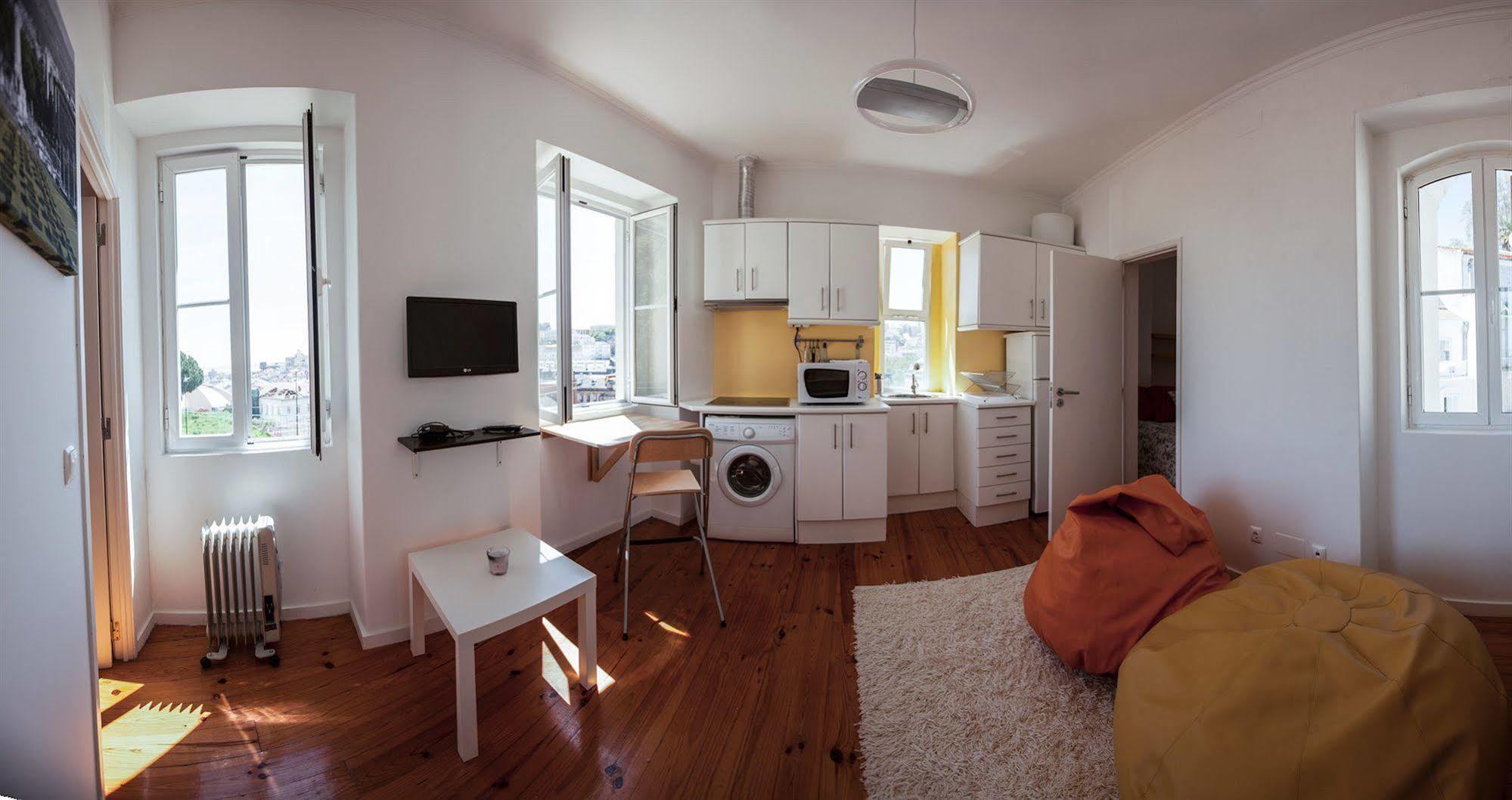 4 Places -