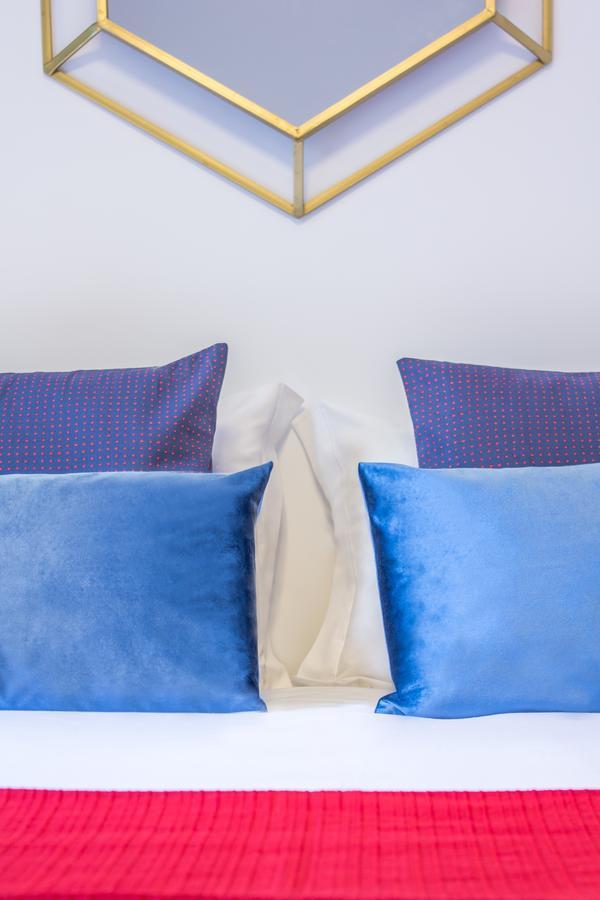 Santos Blue Tiles Apartment