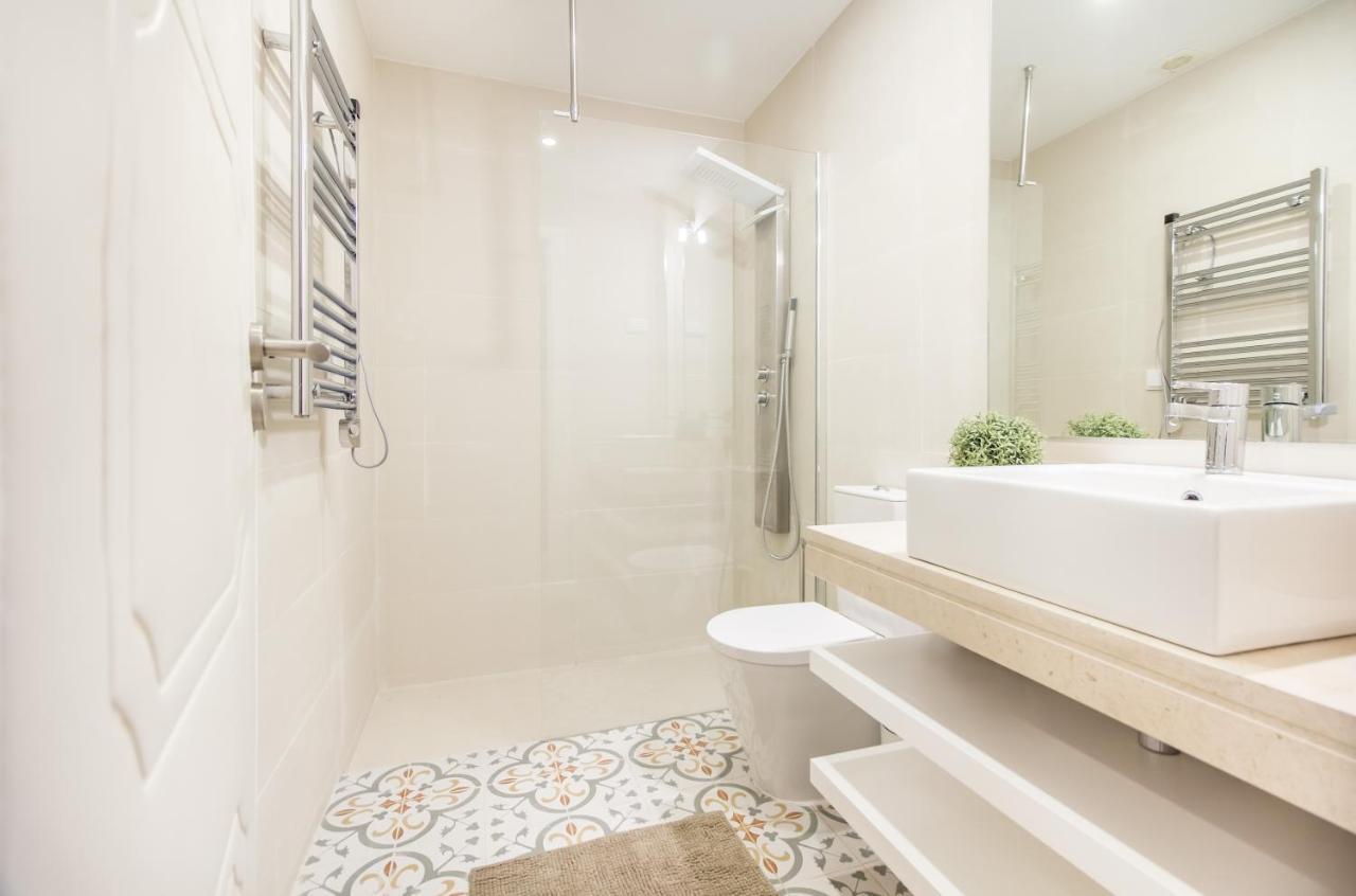 Apartment Santos Blue Tiles *