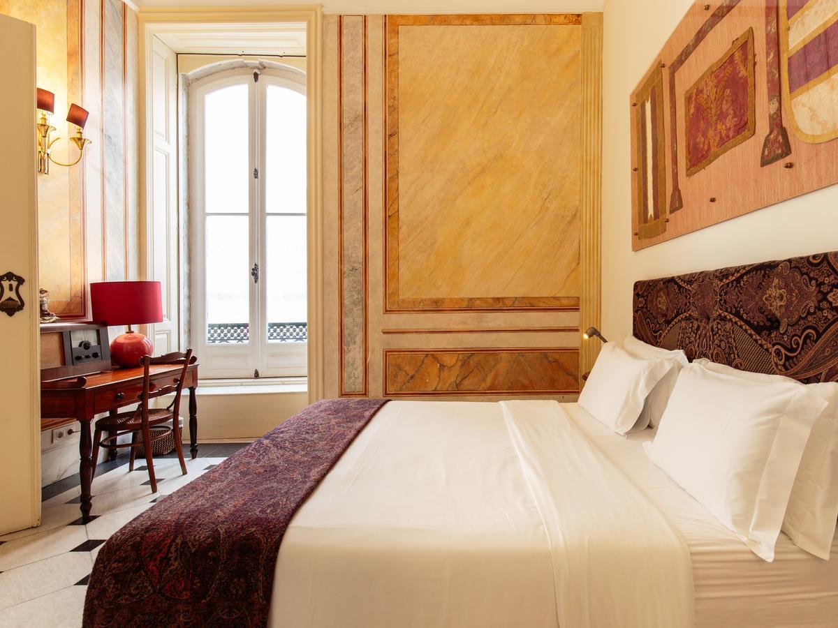 The Independente & Terrace Bed & Breakfast