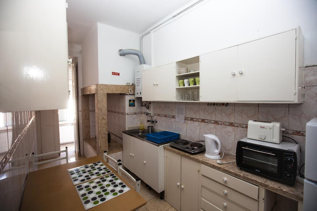 Tagus Hostel *