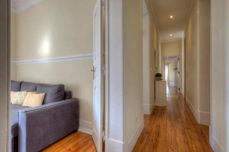 Angola 1 - 6 Bedrooms Apartment *