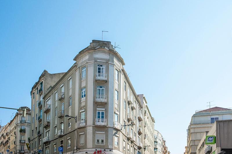 Angola 1 - 6 Bedrooms Apartment