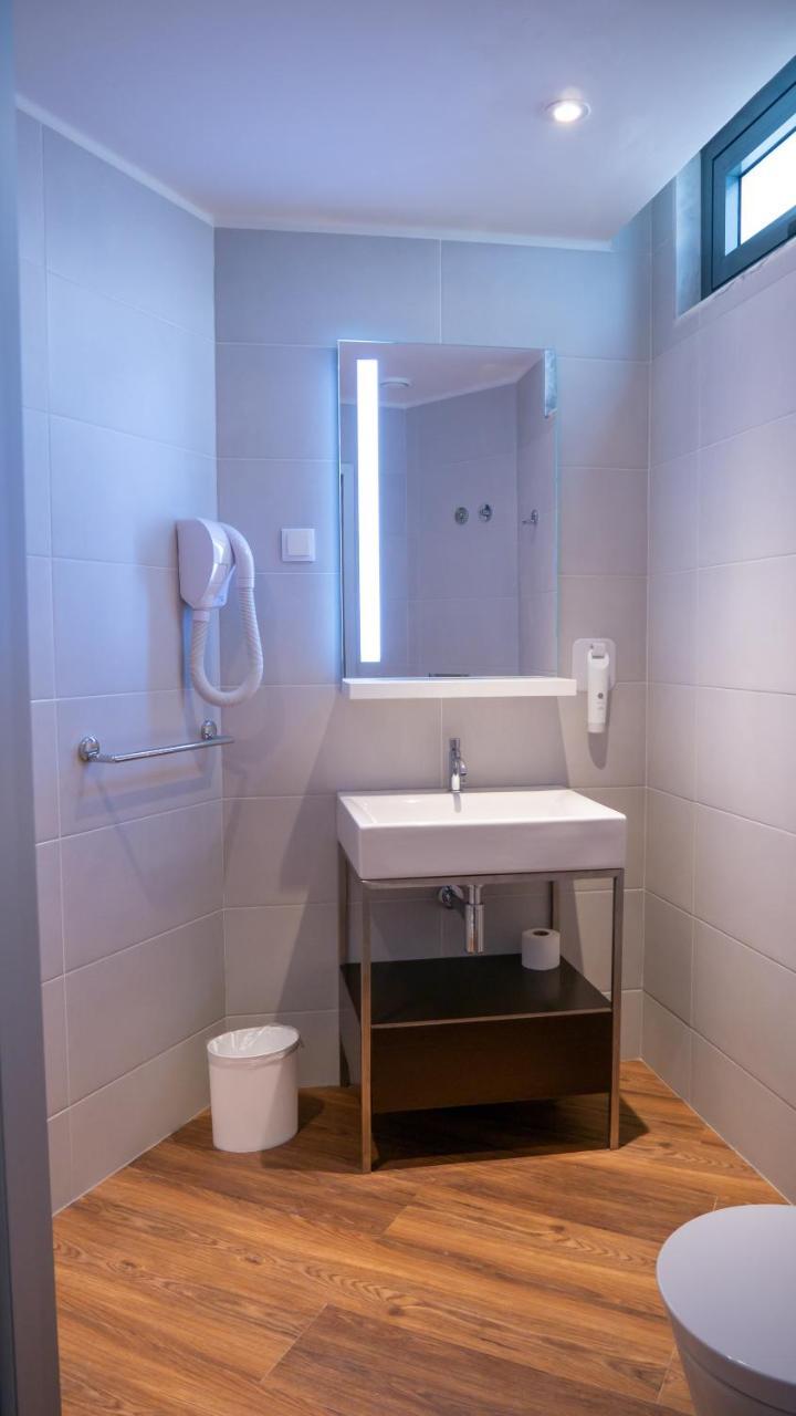 Easyhotel Hotel