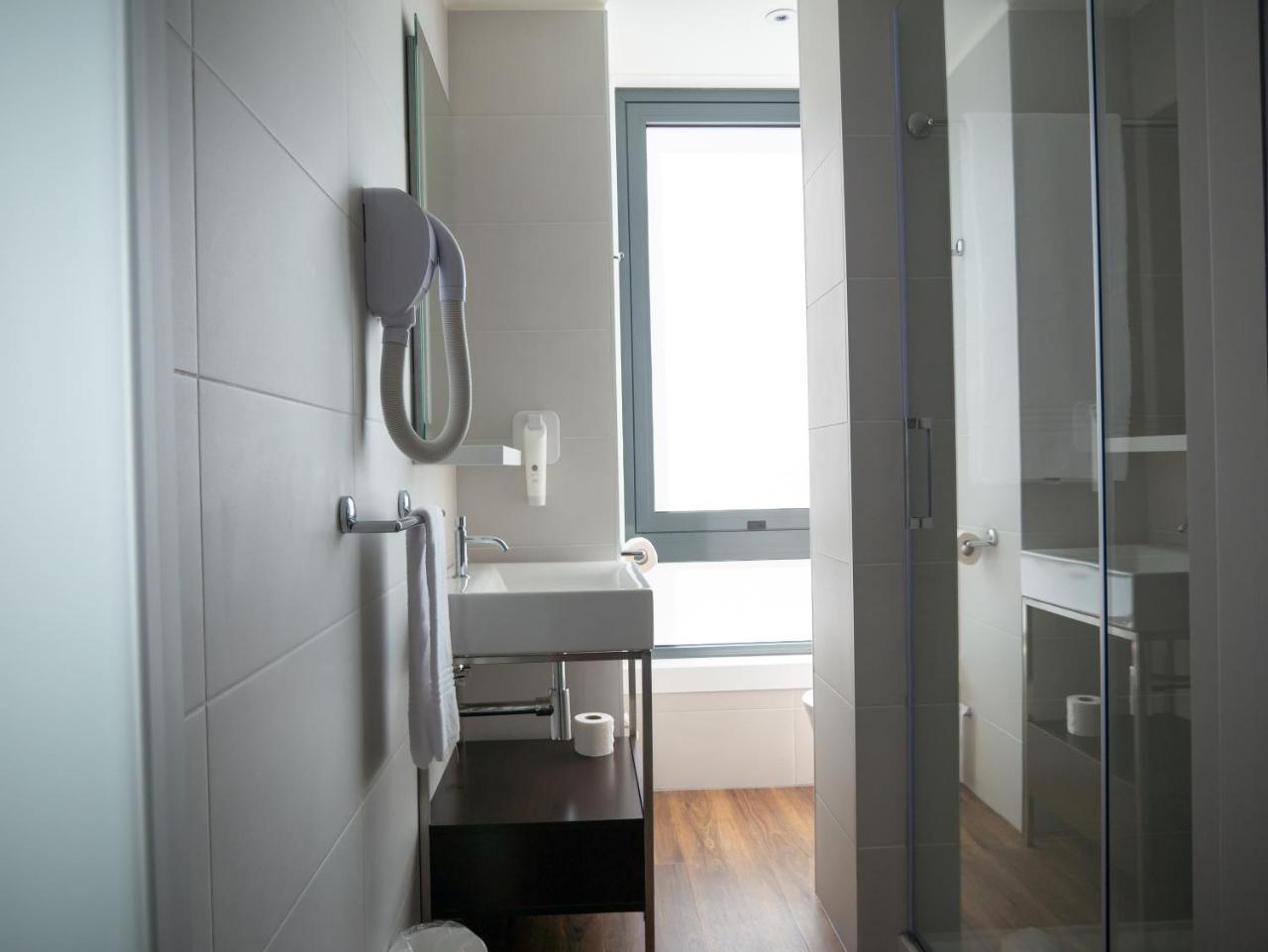 Easyhotel Hotel