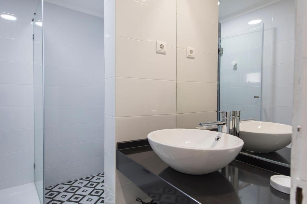 Lovelystay - Bairro Alto Terrace Wonder Apartment *