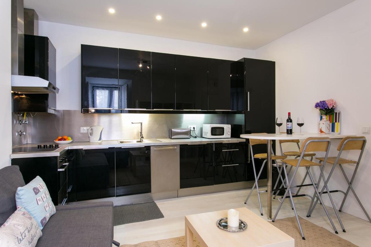 Dalma Flats - Garden Apartment *