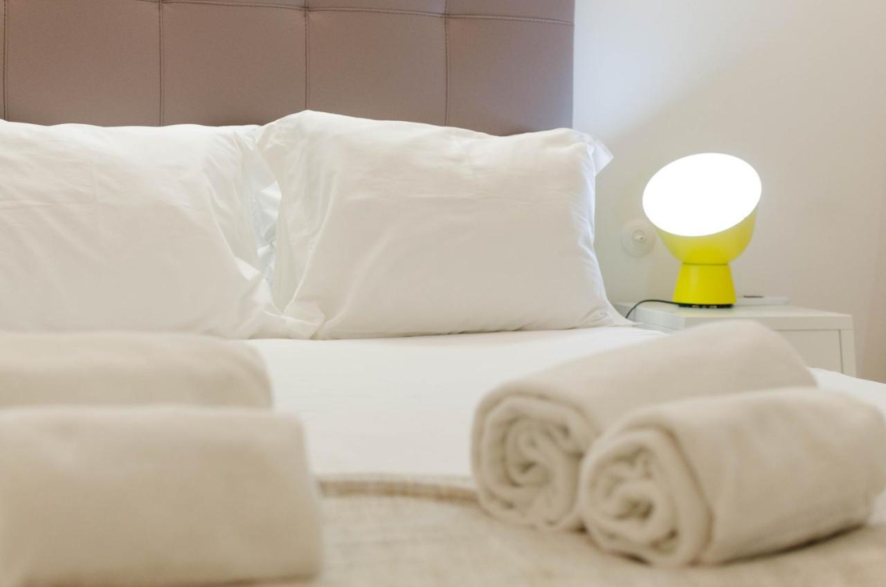 Altido Trendy 2br Apt In Sao Bento, Moments From Garden Sao Bento Lisbon