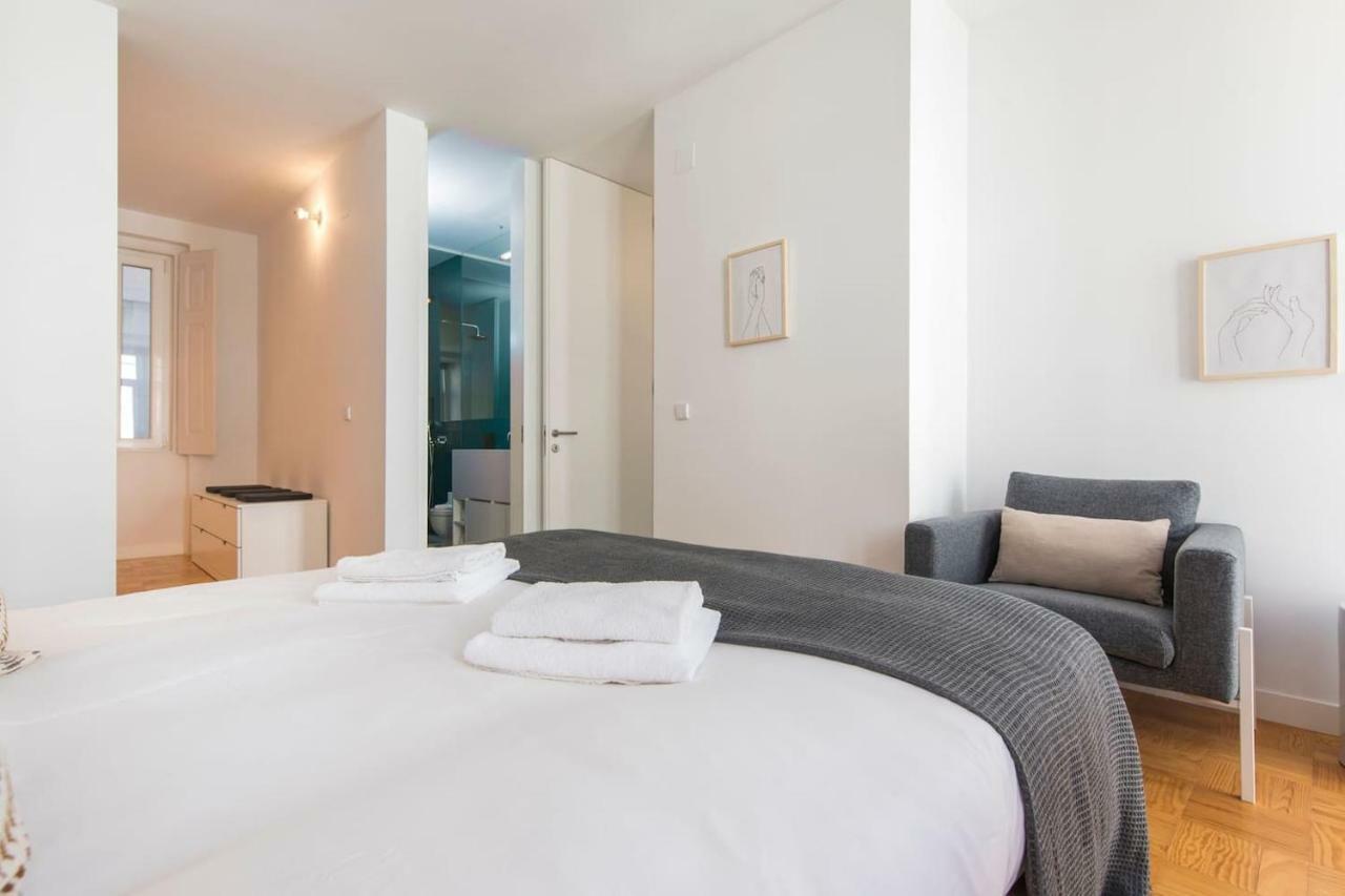 Lovelystay - Wide & Bright 4 Families Apartment Lisbon