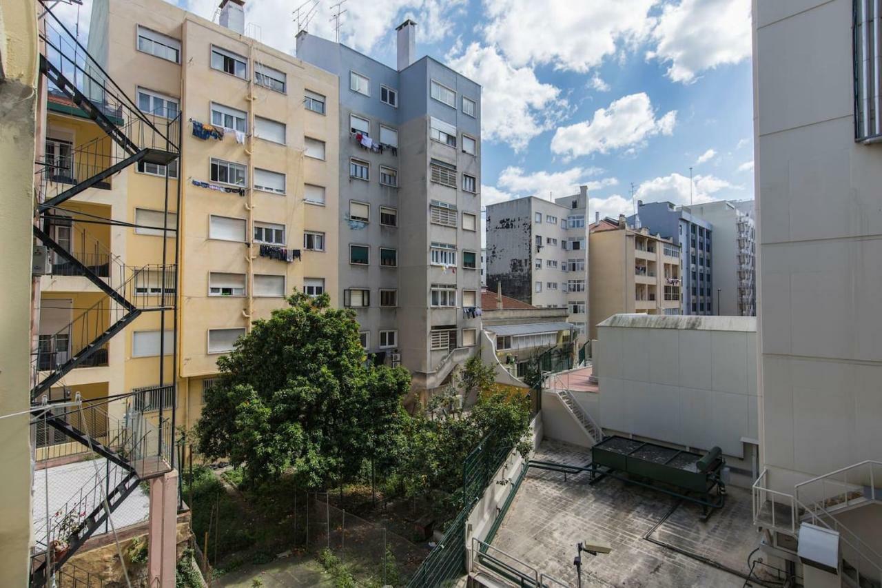 Lovelystay - Wide & Bright 4 Families Apartment