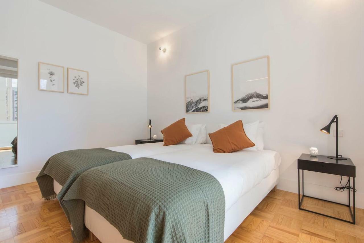 Lovelystay - Wide & Bright 4 Families Apartment Lisbon