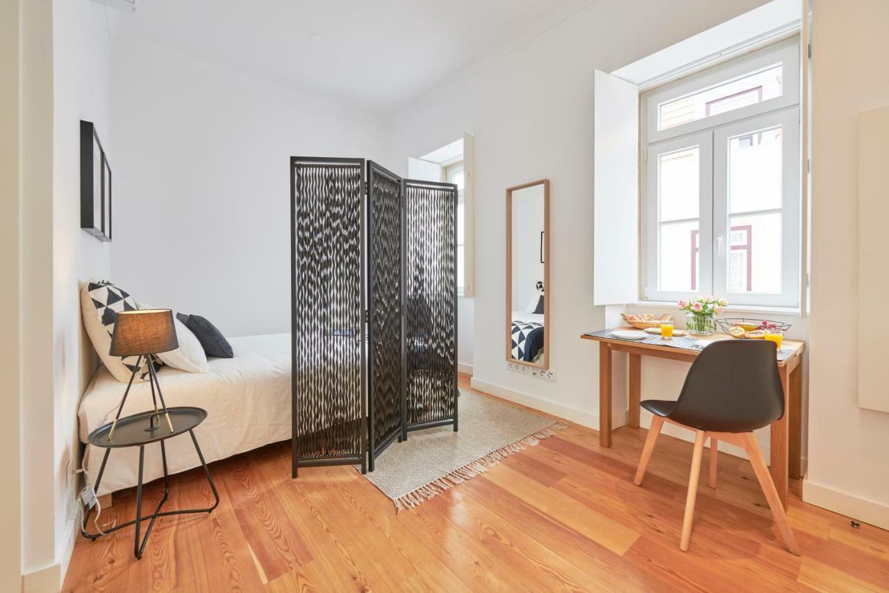 Apartment Rosario In Graca Lisbon