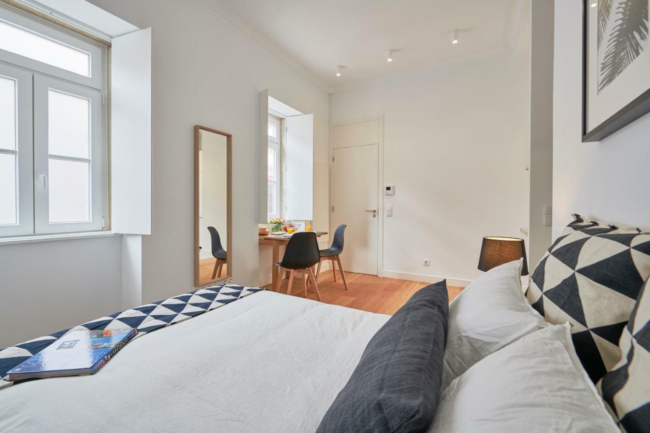 Apartment Rosario In Graca Lisbon