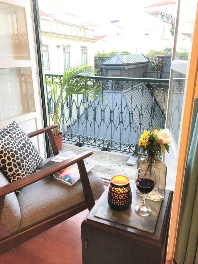 Charming Chiado 2bedr W/balcony And View * Lisbon