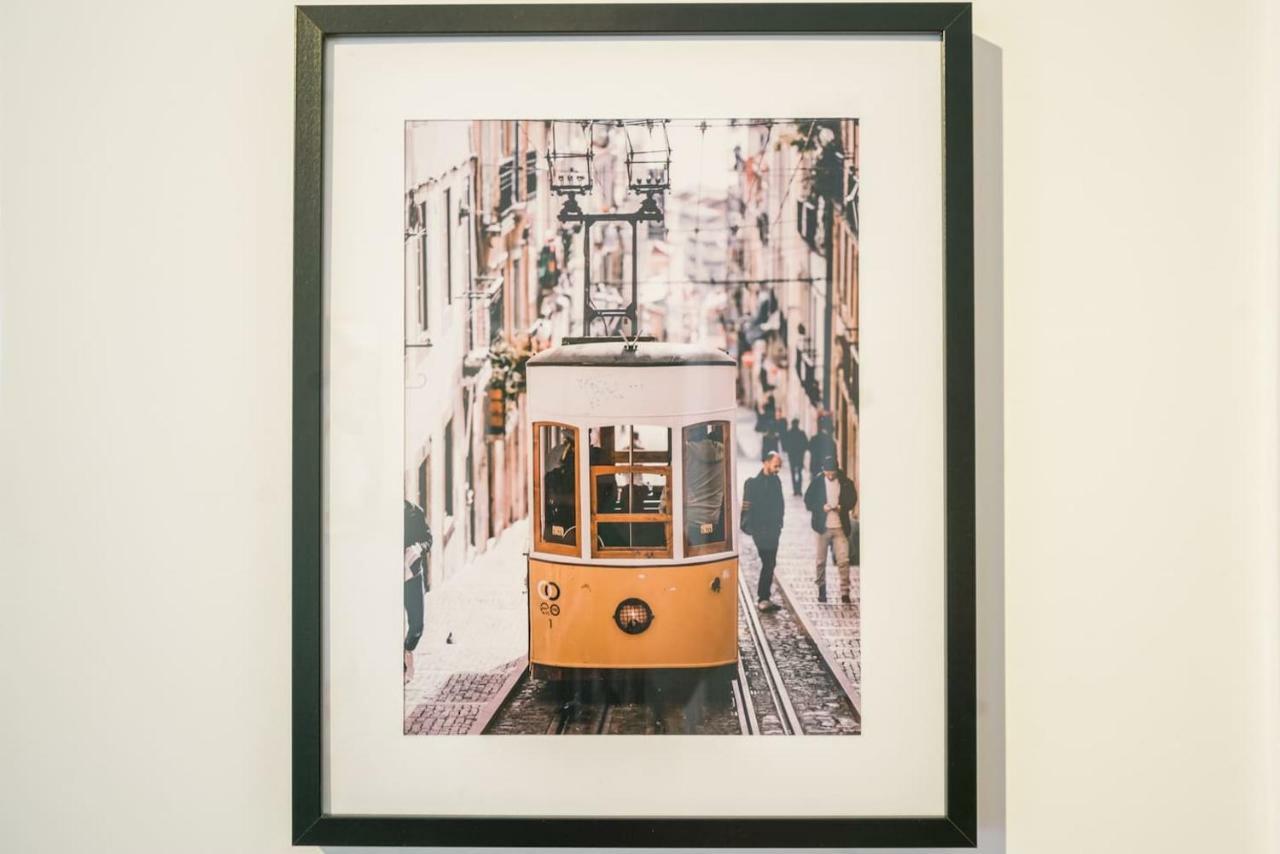 Modern In Chiado