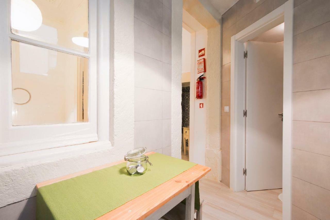 Trendy Alcantara Apartment Lisbon