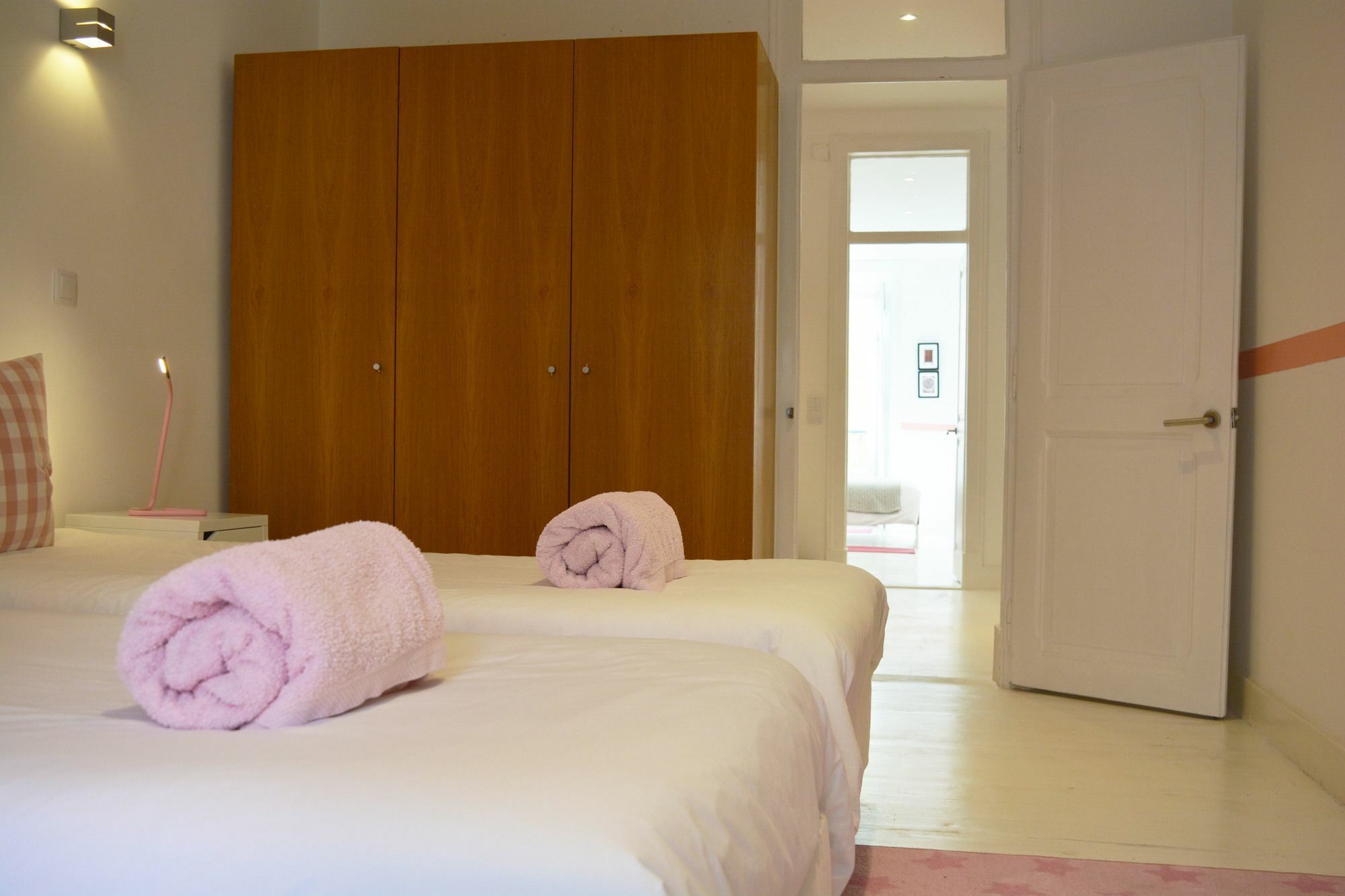 Santa Catarina Terrace By Homing Apartment Lisbon