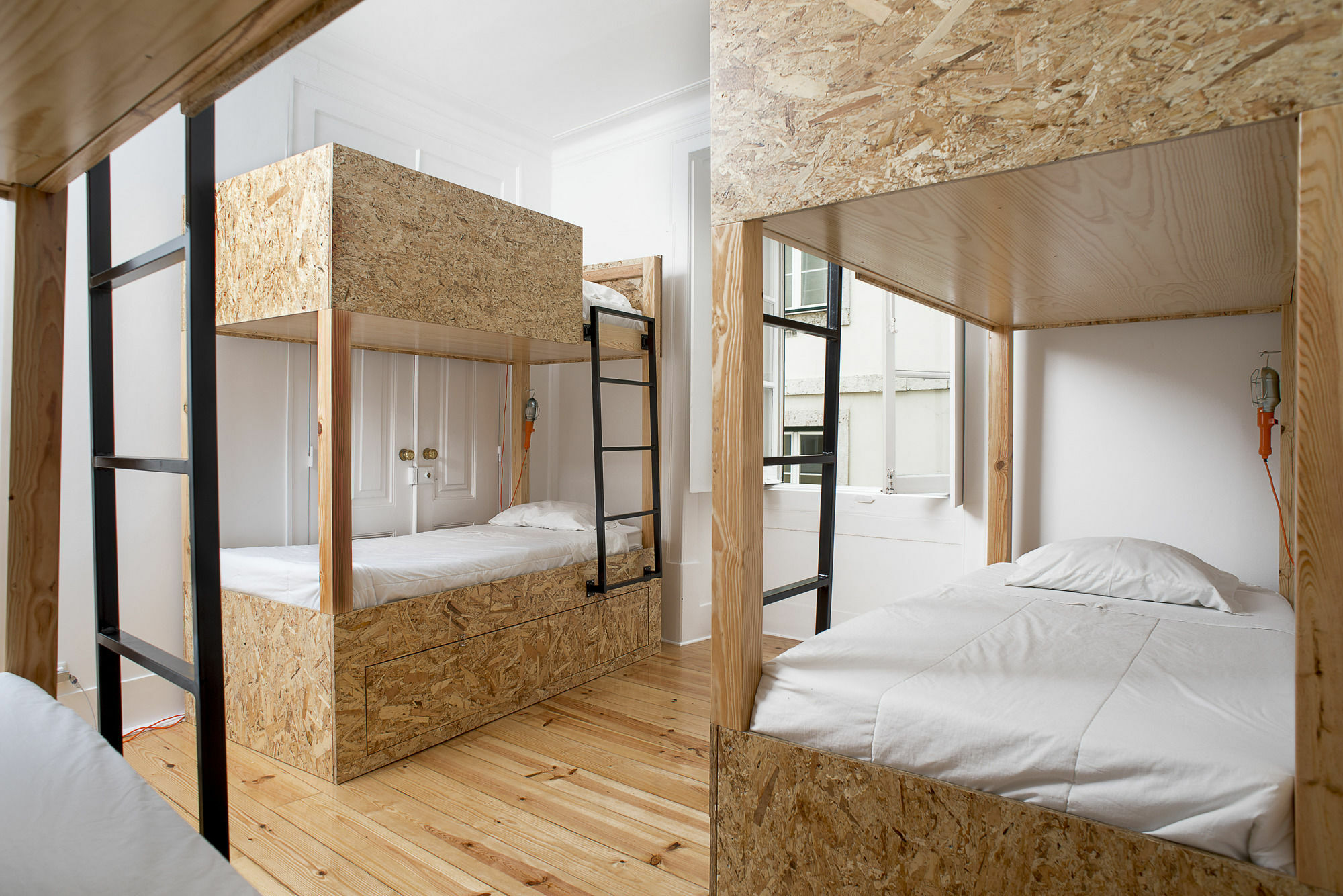 Passport Hotel 2*