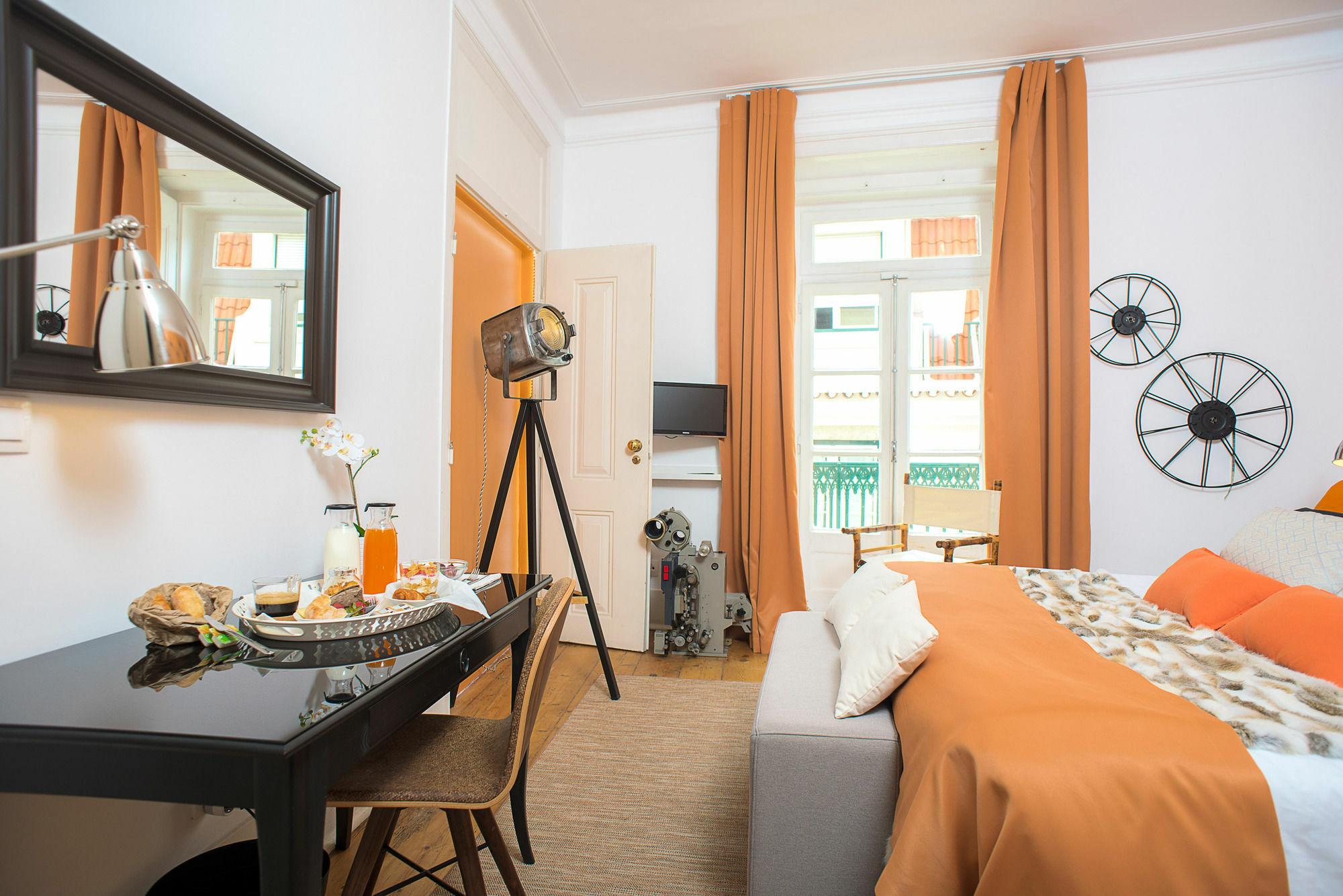 Hotel Passport Lisbon