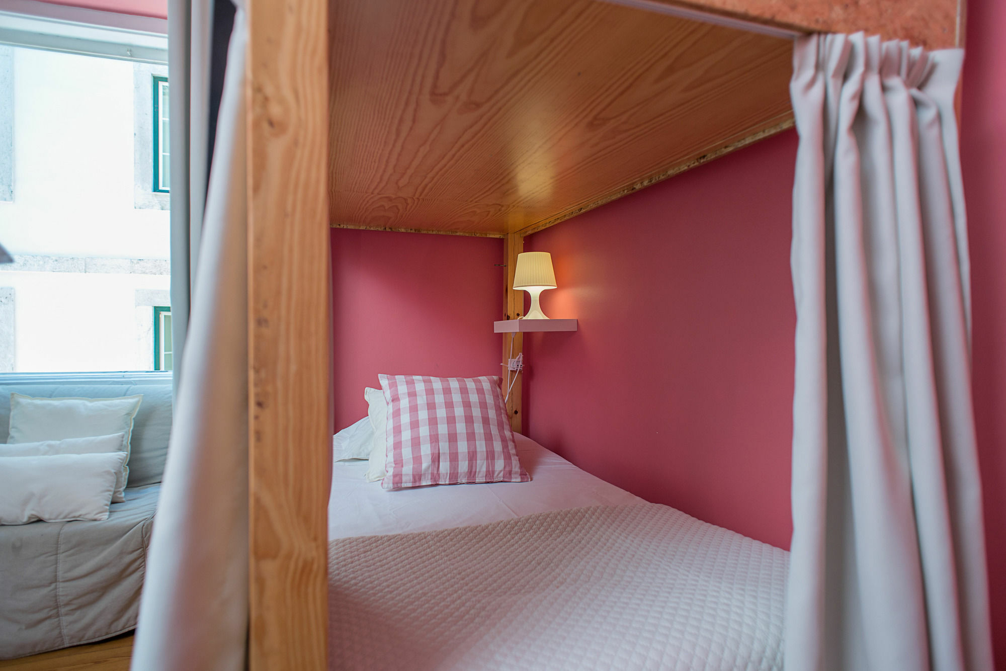 Hotel Passport 2*