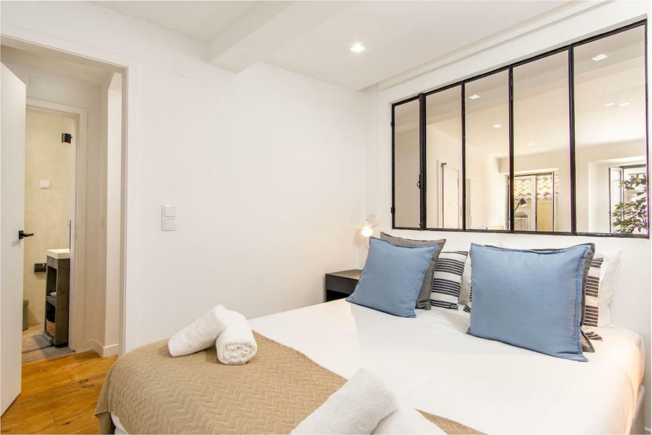 Apartment Lovelystay - Traditional Alfama View