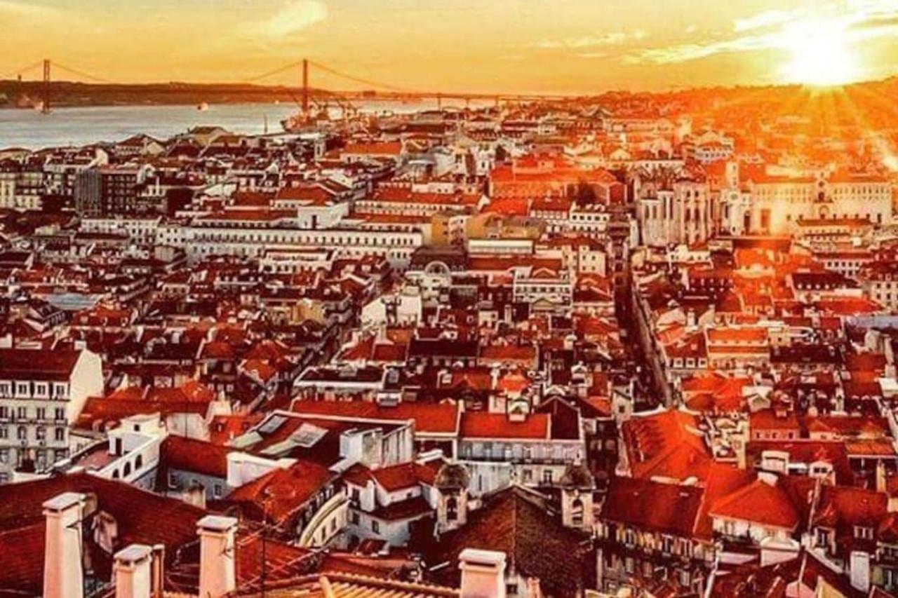 Lovelystay - Traditional Alfama View Apartment