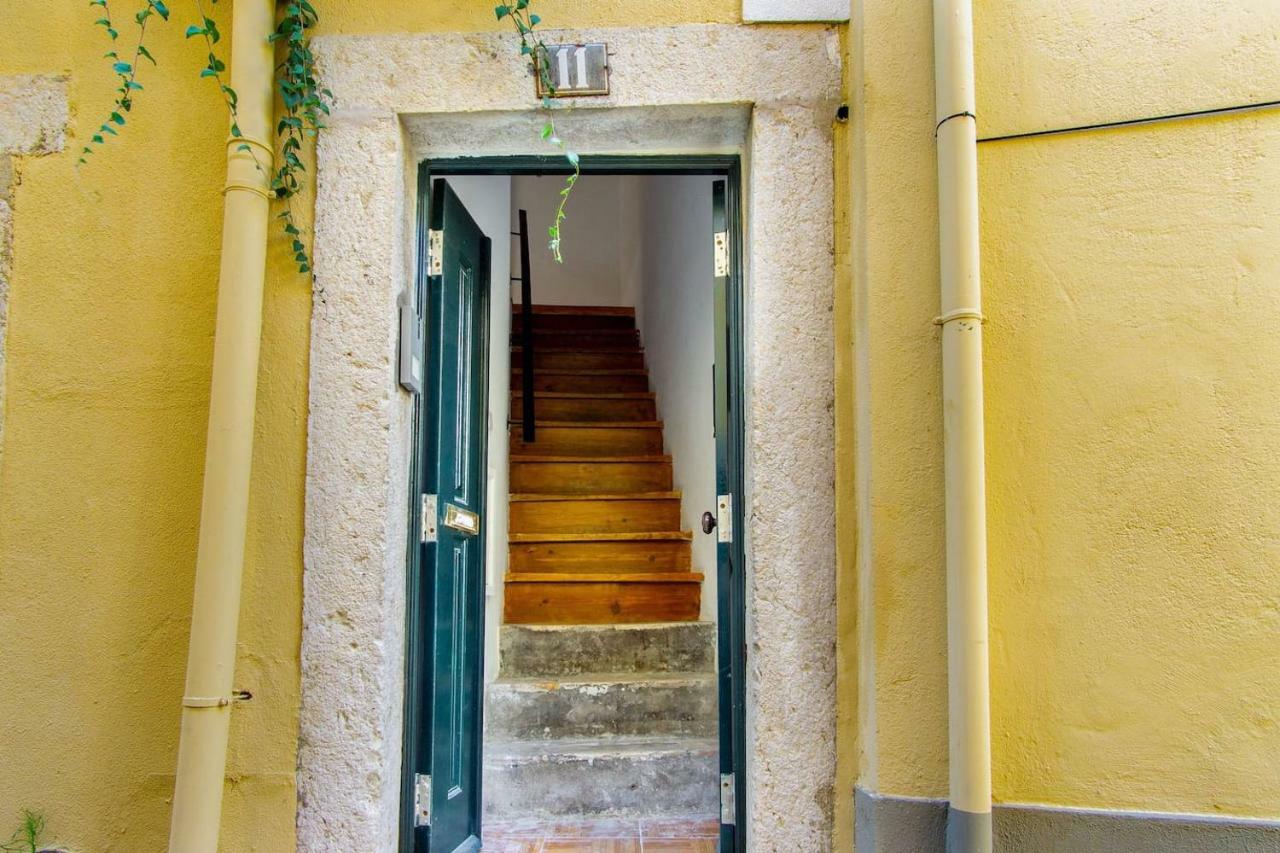 Apartment Lovelystay - Traditional Alfama View