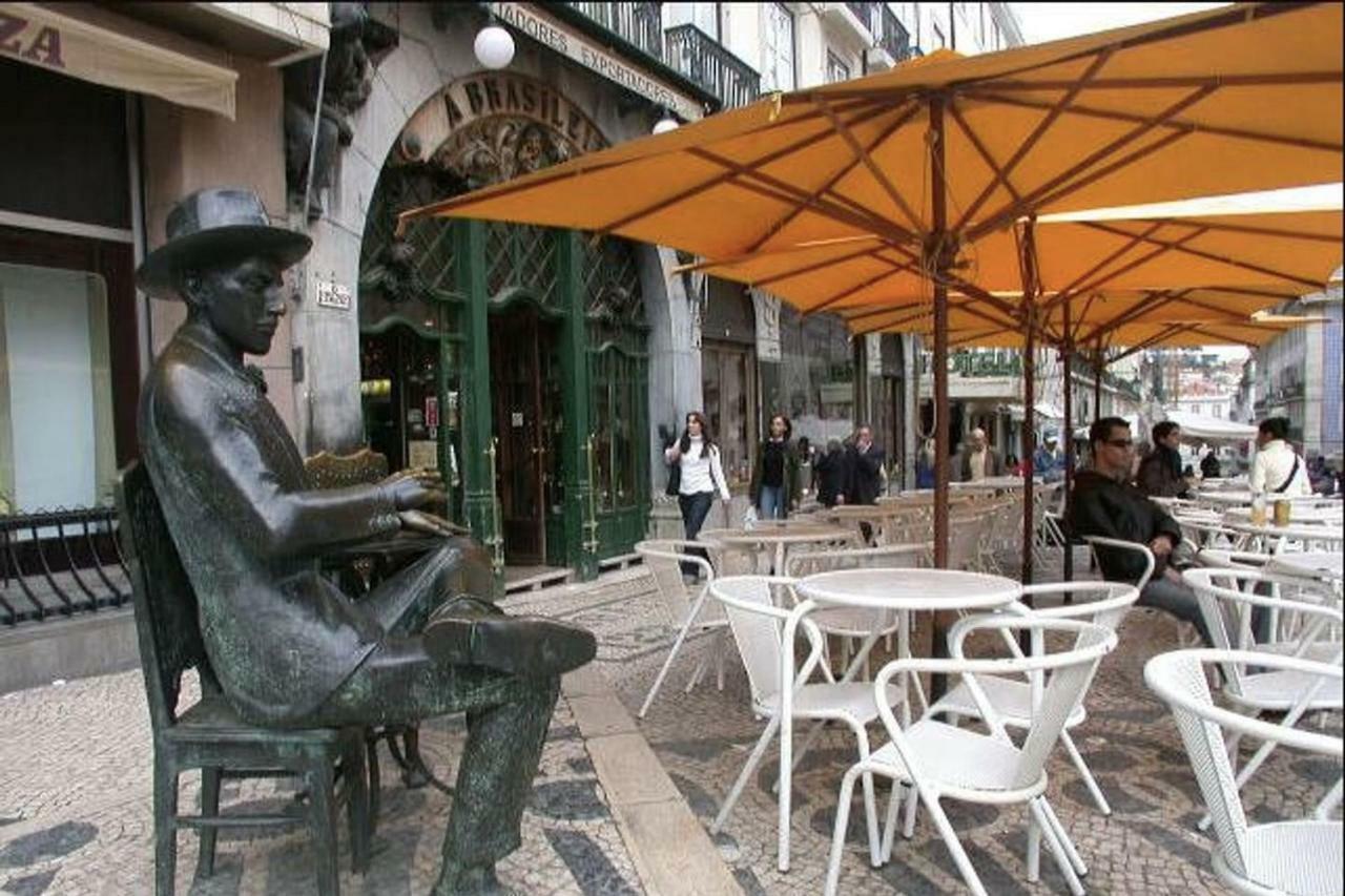 Lovelystay - Traditional Alfama View Lisbon