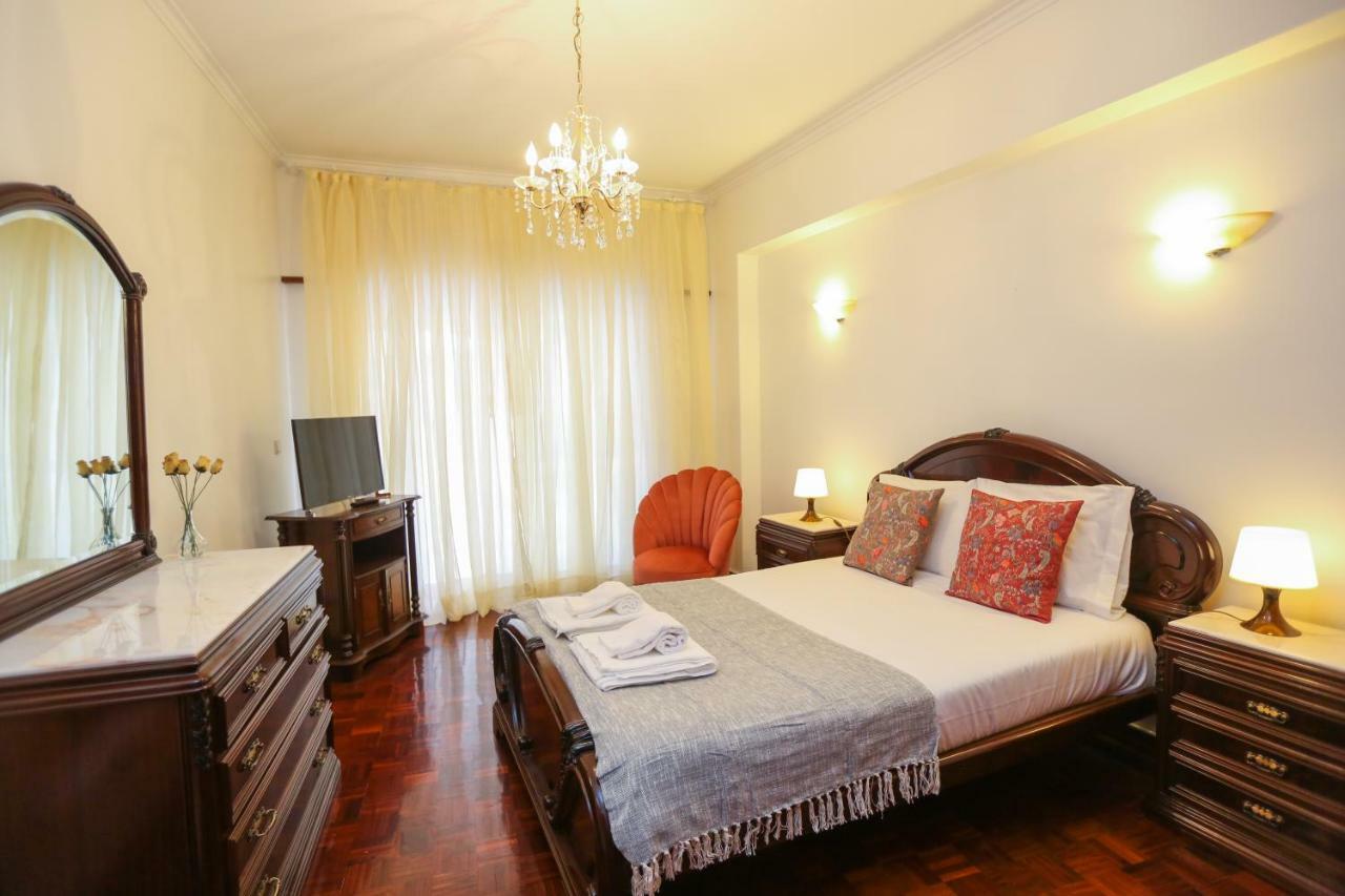Like-home-t4-bright Benfica Apt-terrace Apartment *