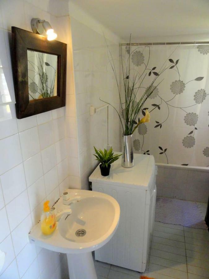 Principe Real - 2 Bedroom With Terrace Apartment