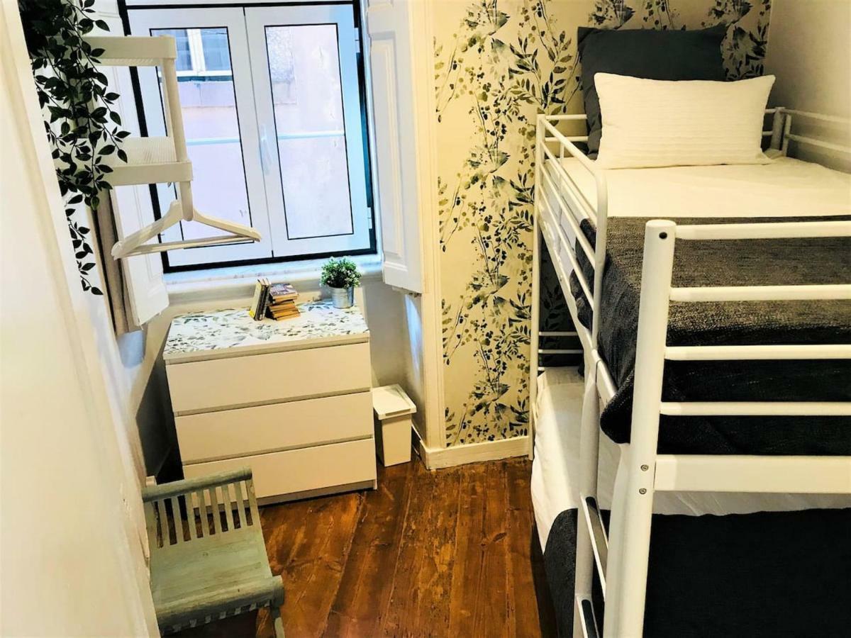 Principe Real - 2 Bedroom With Terrace * Lisbon