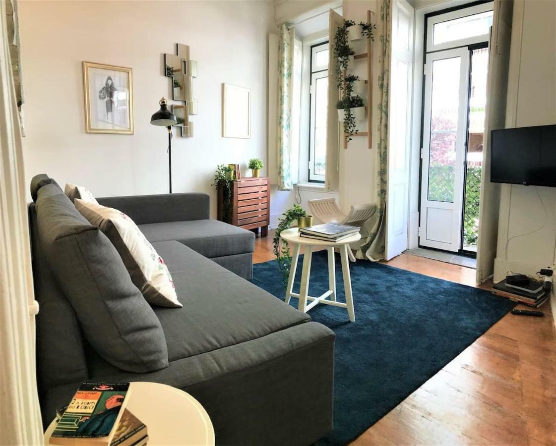 Principe Real - 2 Bedroom With Terrace Apartment