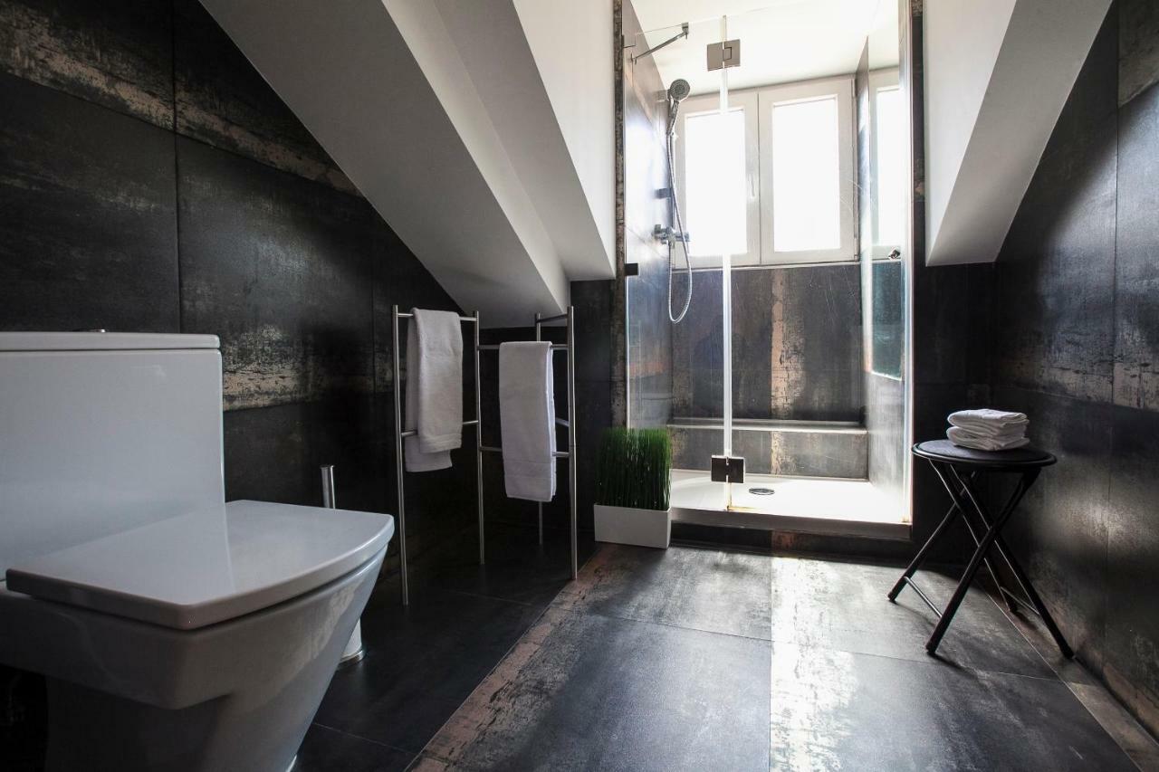 Penthouse 204 Apartment